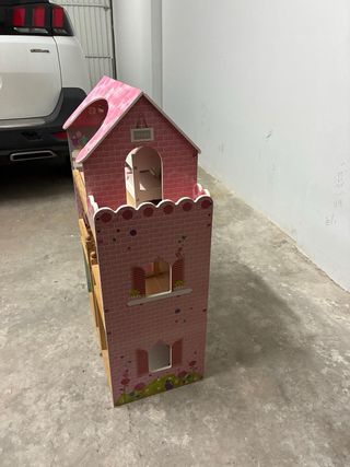 Casita de muñecas de madera rosa