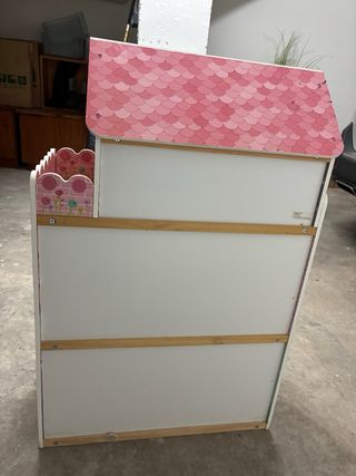 Casita de muñecas de madera rosa