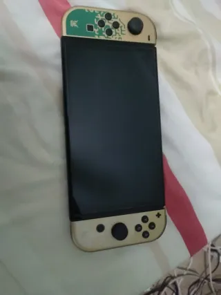 Nintendo Switch Ed. Zelda Dorada