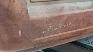 Radio a valvole Magnadyne vintage