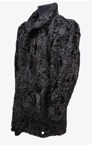 Abrigo de astracán negro talla M