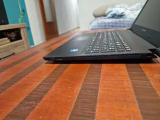 Portátil Lenovo B50-30 Negro