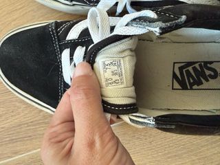 Vans Talla 38 Negras y Blancas