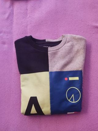 Sudadera Pull and Bear estampada talla XS