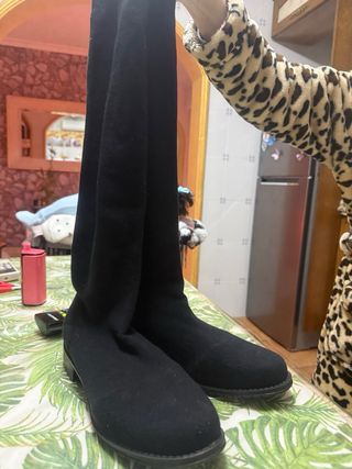 Botas altas negras