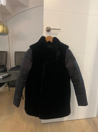 Abrigo Pedro del Hierro Negro