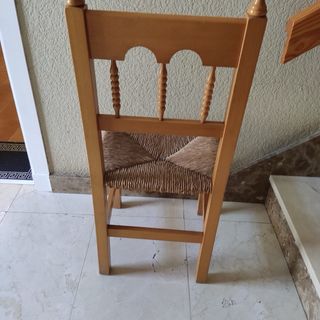 Mesa de roble macizo con 8 sillas