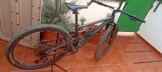 Bicicleta Giant Full Suspension