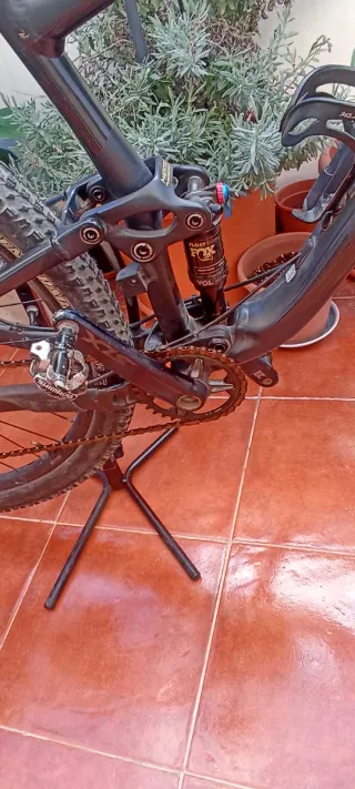 Bicicleta Giant Full Suspension