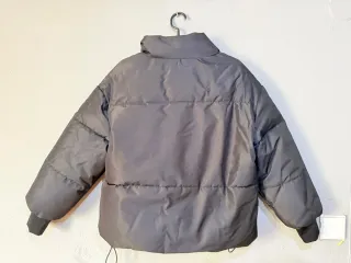 Chaqueta acolchada nueva sin estrenar  negra.