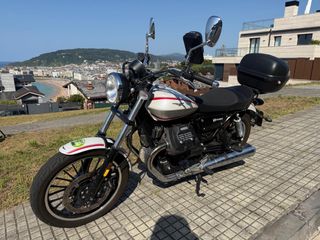 Moto Guzzi V9 Roamer 850 - 10.200 km-2018