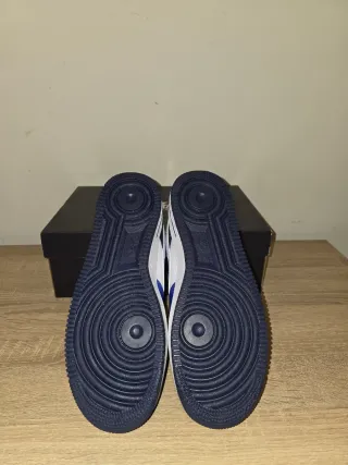 Nike Air Force 1 07 LV8 Azul y Blanco