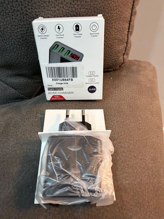 Cargador USB 3 Puertos 5V/3A