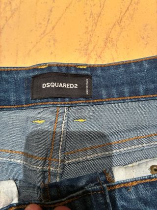 Vaqueros Dsquared2 W32