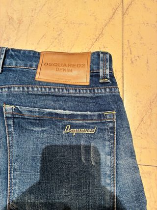 Vaqueros Dsquared2 W32