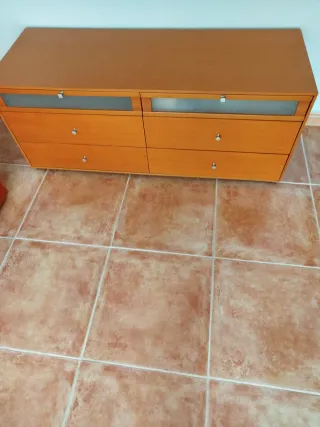 Mueble auxiliar dormitorio cerezo