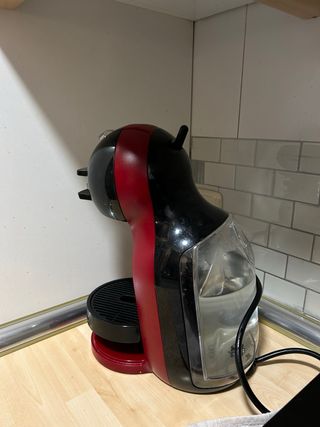 Cafetera Dolce Gusto Krups Roja