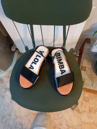 Sandalias BIMBA Y LOLA Negras
