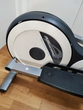 Bicicleta Elíptica BH Atlantic G2520