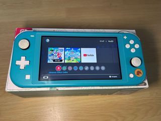 Nintendo Switch Lite Edición Animal Crossing