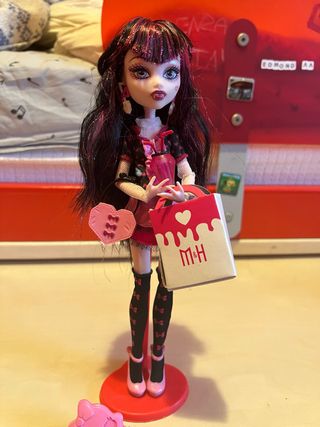 Draculaura Monster High bambola