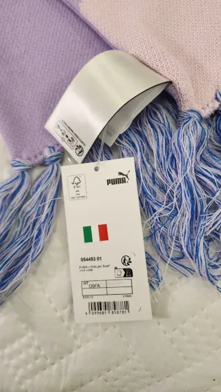 Bufanda PUMA juvenil a estrenar.