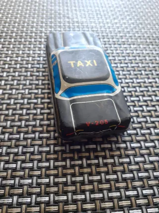 Taxi antiguo Hojolala