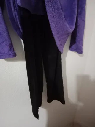 Pijama mujer talla L morado y negro