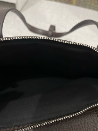 Bolso de piel y cuero