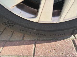 dos  Neumáticos Michelin 225/65 R 17