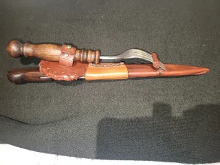 Set Asado Barbacoa Cuero y Madera