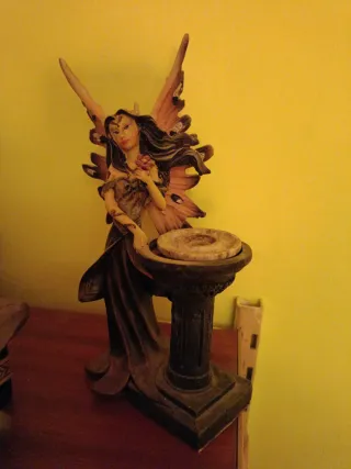 Figura de Hada con Base