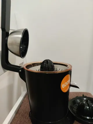 Exprimidor eléctrico  Taurus 600W Easy Press