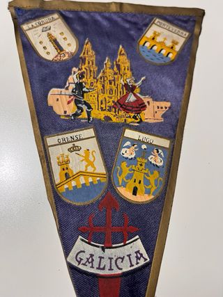 Banderín antiguo Galicia tela