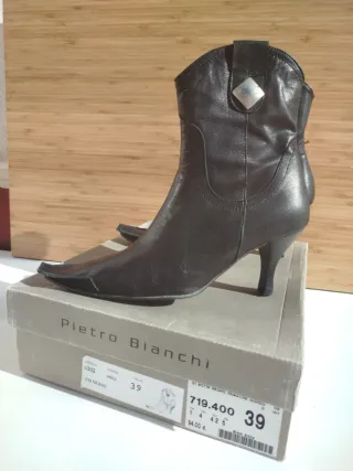 BOTÍN TACON de Piel negro.T.38