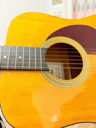 Guitarra Acústica Marrón