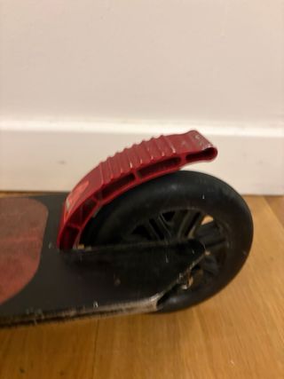 Patinete infantil rojo