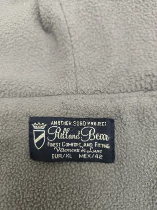 Chaqueta de lana con capucha para hombre