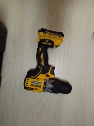 Kit Dewalt 12V DCK2102L2T XR Brushless