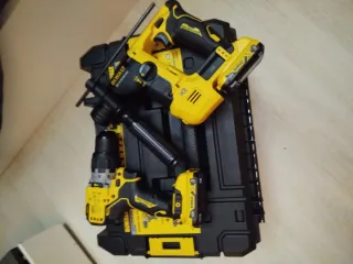 Kit Dewalt 12V DCK2102L2T XR Brushless