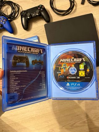 PlayStation 4 Negra + Juegos