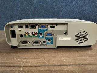 Proyector Epson EB-X39 3LCD 3500 lúmenes XGA