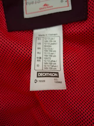 Chubasquero niña Quechua morado