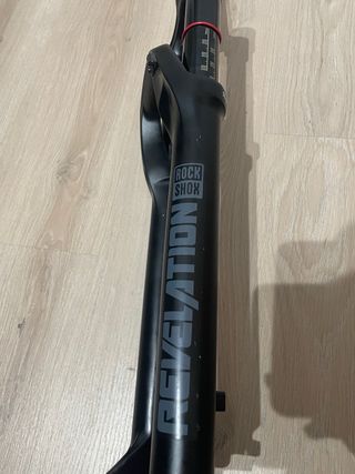Horquilla RockShox Revelation 150mm