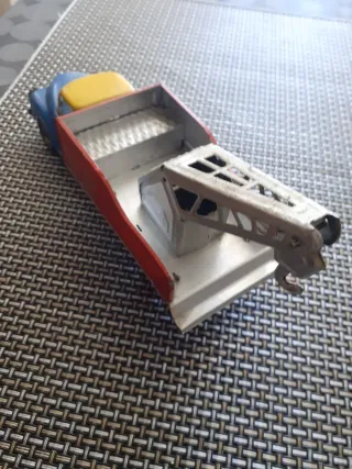 Camión Grúa Hojalata Antiguo