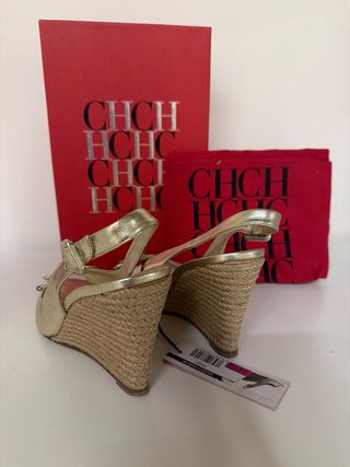 Zapatos CH Talla 38 Dorados NUEVOS