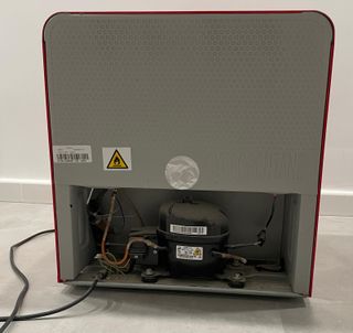 Mininevera Comfee con Congelador