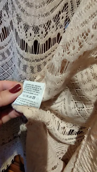 Chaqueta calada beige talla única