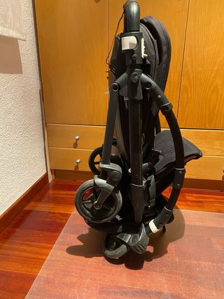 Bugaboo Bee 6 Silla de Paseo Negra y capazo bebé