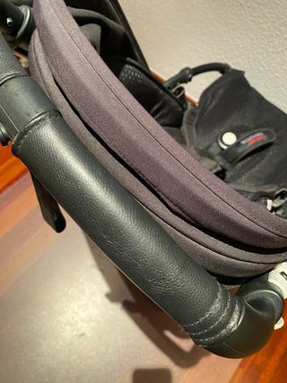 Bugaboo Bee 6 Silla de Paseo Negra y capazo bebé